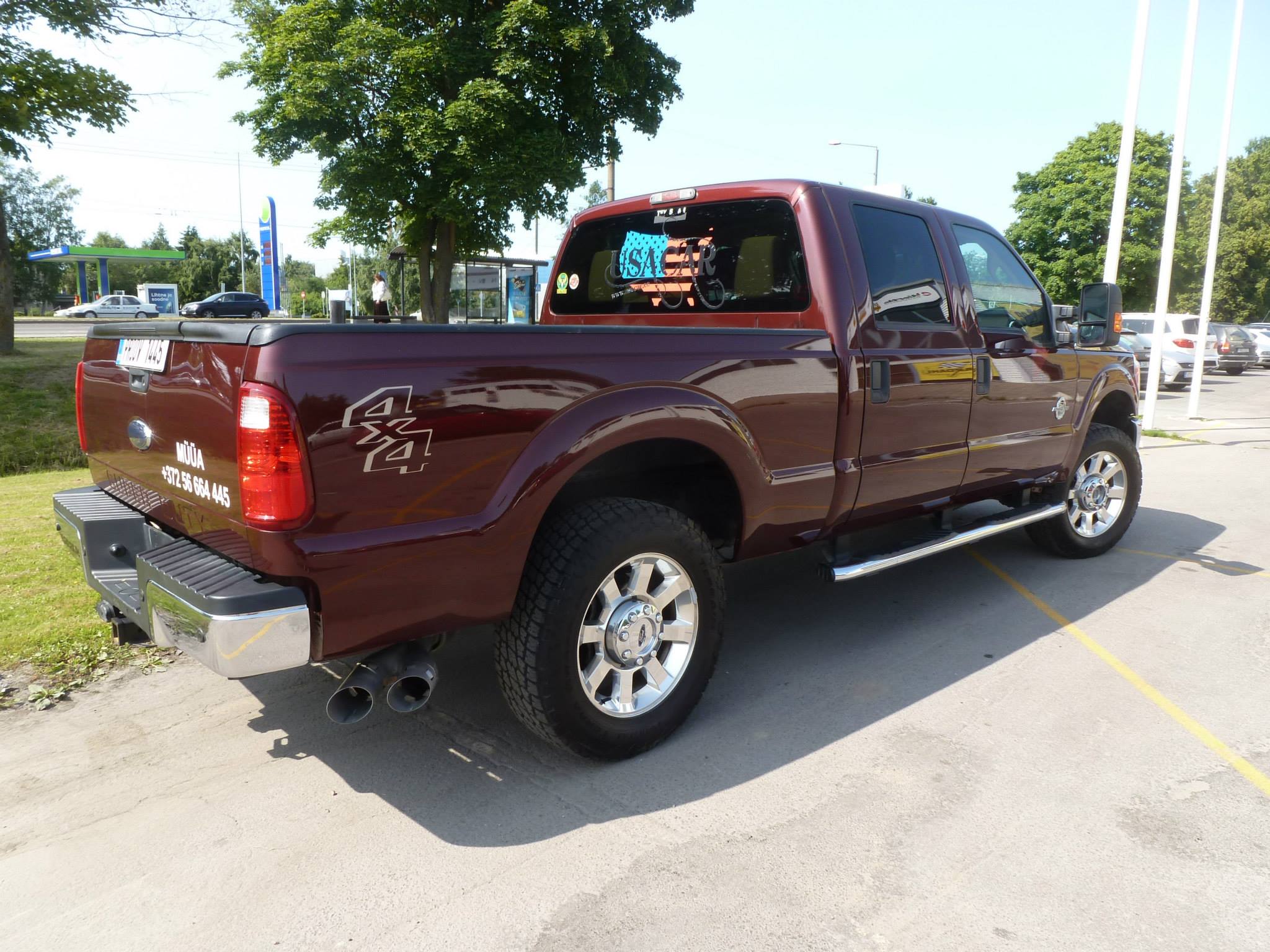 271800_596723953683738_337741905_o